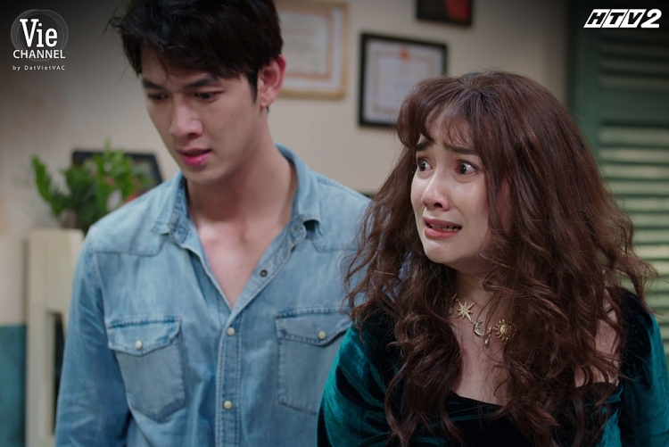 'Cây táo nở hoa' tập 4: Vụt mất cơ hội lấy chồng giàu, chị em Châu - Báu đánh nhau lật cả mâm cúng