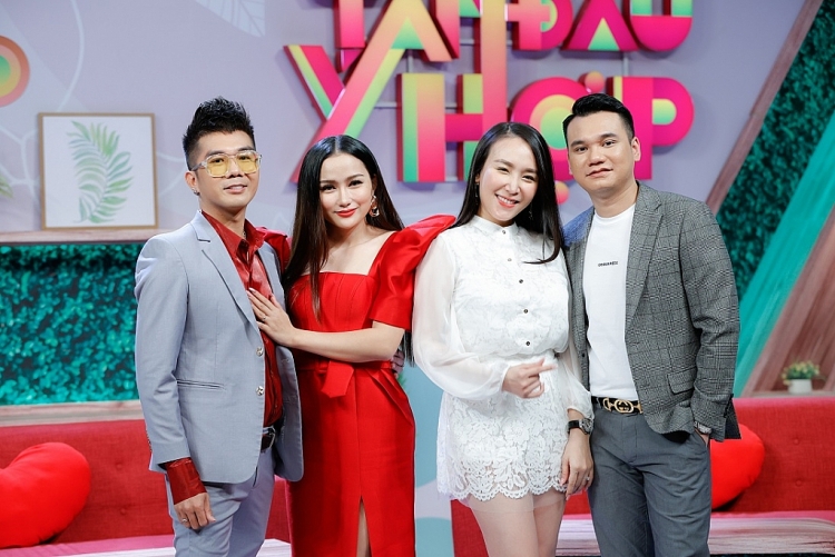 Vợ nhạc sĩ Khắc Việt 'vạch mặt' chồng trên sóng truyền hình