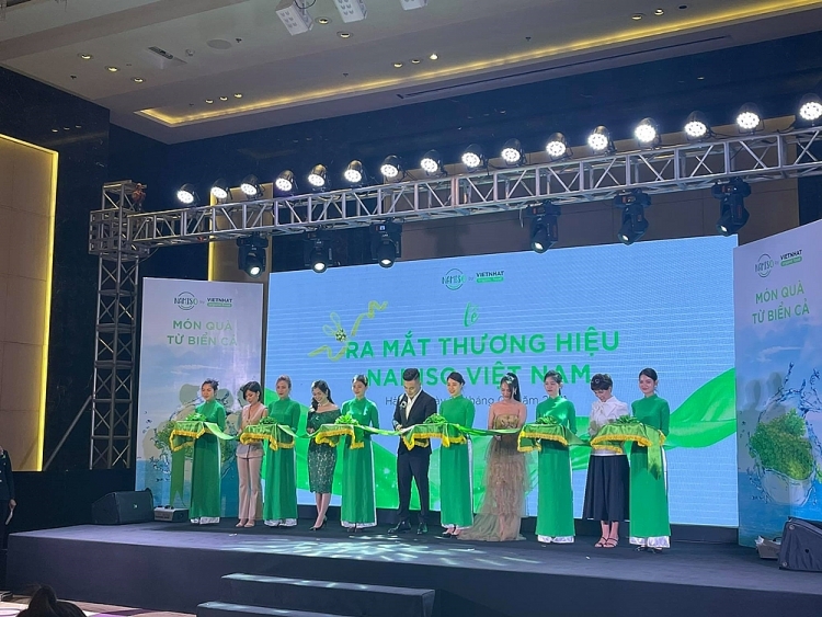 Trở thành CEO, Lê Dương Bảo Lâm quyết không từ bỏ nghệ thuật