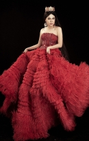 'Búp bê' Thanh Thảo đẹp lạ trong lần tái ngộ showbiz Việt