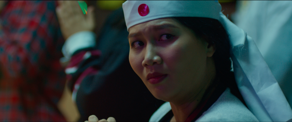 Ấp ủ 16 năm, đạo diễn người Mỹ chính thức tung trailer phim 'Đêm tối rực rỡ!' về đám tang người Việt