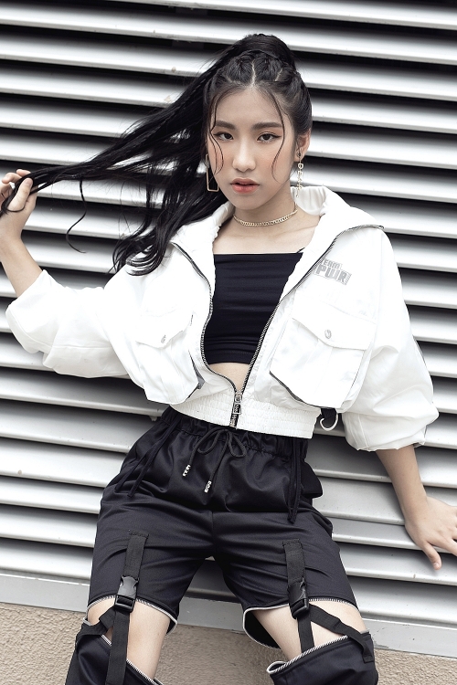 Ju Uyên Nhi: Gây bão mạng xã hội với hiện tượng cover 'Sài Gòn đau lòng quá' bằng tiếng Hàn