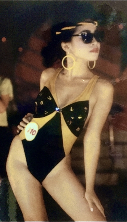Xuất hiện ấn tượng khi trình diễn thời trang, Lý Hương được đào lại hình ảnh từng đoạt top 5 'Hoa hậu thời trang 1991'