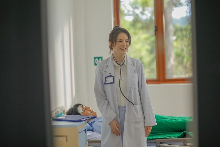 'Bí mật thiên đường': Đứa con tinh thần của Lý Nhã Kỳ tái xuất với cái tên mới 'Kẻ thứ ba'