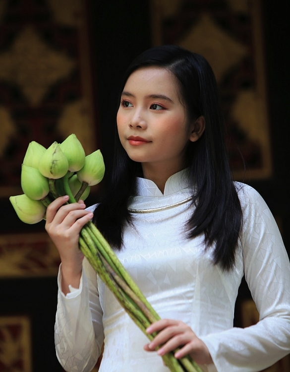 Hà Mi: Tuổi 14 trong trẻo của sao nhí phim 'Cô gái đến từ hôm qua'