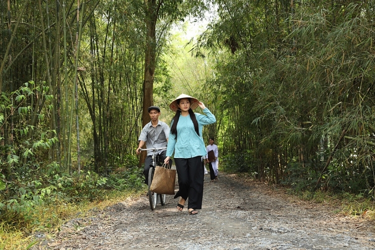 Điều gì giữ chân khán giả ở 'Lưới trời'?