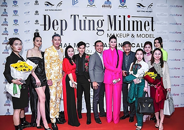 Siêu mẫu Nam Phong trở lại showbiz với vai trò mentor 'Đẹp từng milimet'