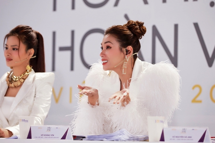 Thí sinh tung skill tiếng Anh, tự tin là một 'rich-woman' tại 'Tôi là Hoa hậu hoàn vũ Việt Nam 2022'
