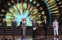 Hoa hậu Khánh Vân bất ngờ xuất hiện catwalk cùng Hoa hậu Hương Giang trên sân khấu chung kết 'The Next Gentleman'