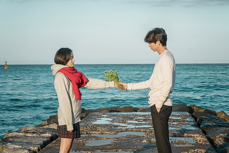 5 bộ phim Hàn Quốc kỳ ảo, gây choáng ngợp và dám 'phá bỏ mọi giới hạn' trên Netflix
