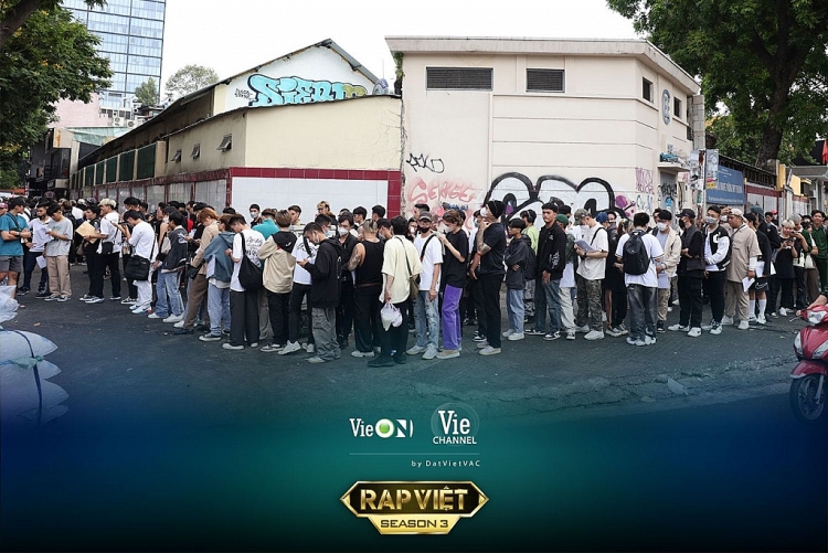 Bùng nổ ngày đầu casting 'Rap Việt' mùa 3: Hơn 2.000 thí sinh đến casting trực tiếp
