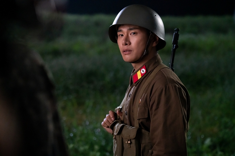 Lee Yi Kyung - Sao nam của 'Bỗng dưng trúng số’ tiếp tục 'tấu hề' trong bộ phim hài Hàn Quốc sắp hạ cánh rạp Việt