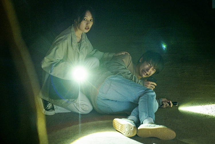 'Trạm tàu ma': Sự trở lại đầy hấp dẫn của dòng phim kinh dị Hàn Quốc