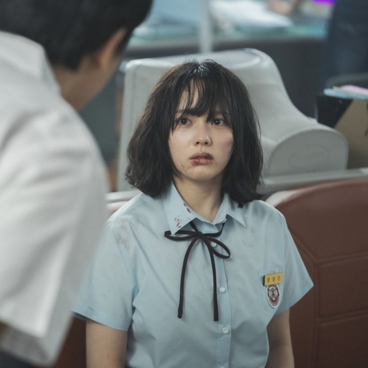 6 phim Hàn gây bão về nạn 'bạo lực học đường', 'Vườn sao băng' không ngoại lệ