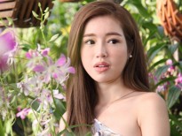 Elly Trần: Cô nàng diễn viên hết thời với gout thời trang “lạ”