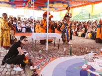 Hành trình tìm Phật vàng của Ngô Thanh Vân tại Nepal