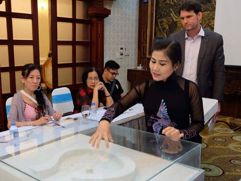 Nghệ sĩ Linh Huyền "nặng lòng" với Cải lương Nam Bộ