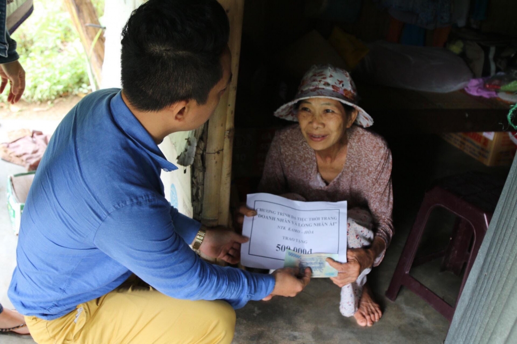 ntk kairo hoa voi hanh trinh thien nguyen trao tang qua doi lay yeu thuong