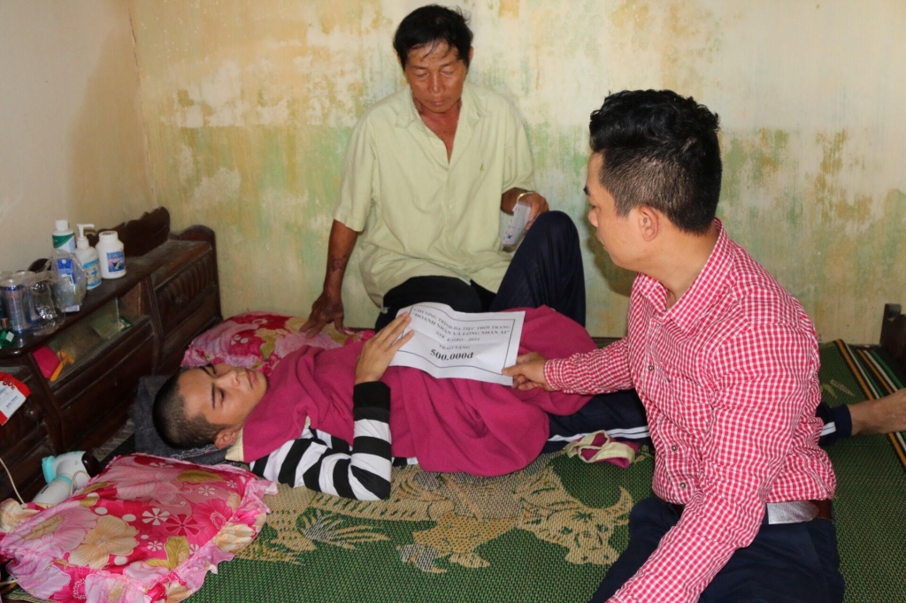 ntk kairo hoa voi hanh trinh thien nguyen trao tang qua doi lay yeu thuong
