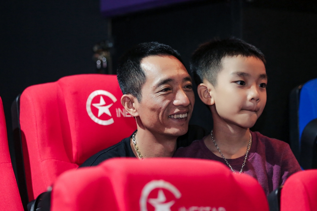 tu women in love hai yen muon huong den hinh anh nguoi dan ba hat