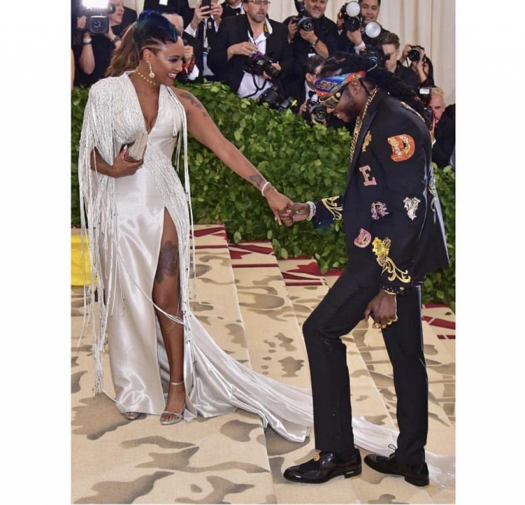 versace khuynh dao met gala 2018