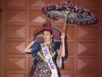 Diệu Linh và dàn thí sinh 'Nữ hoàng Du lịch Quốc tế 2018' khoe trang phục truyền thống