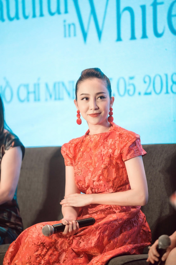 linh nga tiet lo tao mat vline lan da trang khong ti vet nho massage