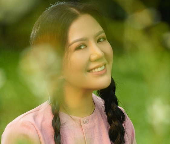 Đinh Hiền Anh ra mắt MV cuối cùng của dự án 'Mẹ Việt Nam'