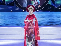 Hoa hậu Phan Thị Mơ làm Vedette tại chương trình khai mạc 'Năm du lịch Quốc gia và Festival biển Nha Trang'