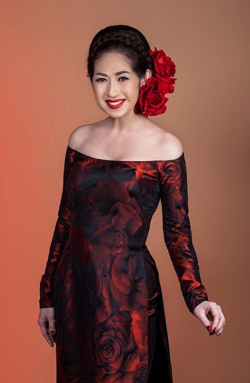 y lan hoi ngo khan gia viet nam sau mot nam vang bong