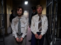 'Phi vụ đào tẩu': Daniel Radcliffe hoá tù nhân vượt ngục không còn là 'Harry Potter' mà bạn biết