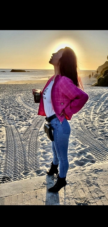 sang hoc dien xuat va kinh doanh kiko chan bat ngo bi ket lai o my vi dich covid 19