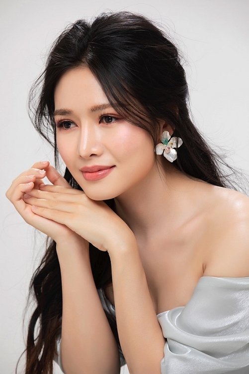 van phuong hanh phuc khi phim me ghe co ti suat nguoi xem cao thu hai cua dai vinh long