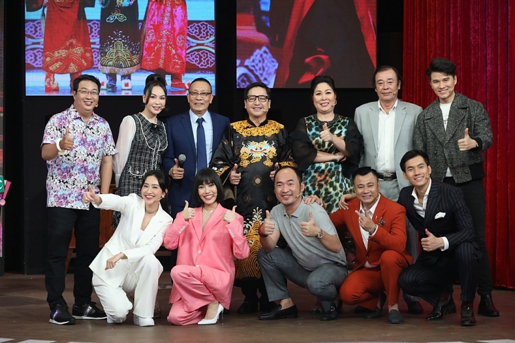 'Ký ức vui vẻ': Chí Trung, Tự Long 'vén màn' bí mật đằng sau chương trình 'Táo Quân'