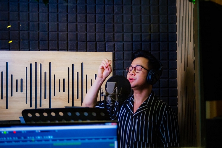 Phi Thanh Vân cùng hơn 200 nghệ sĩ khởi xướng thu âm các bài hát vì cộng đồng