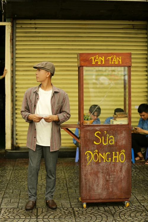 Minh Tâm Bùi làm mới bản hit triệu view với MV saxophone 'Hoa nở không màu'