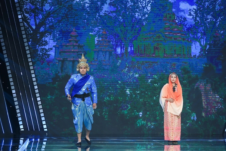 Cha đẻ của 'Nhỏ ơi' - ca khúc mang đậm dấu ấn cố nghệ sĩ Chí Tài nghẹn ngào hát lại trong 'Sao nối ngôi'