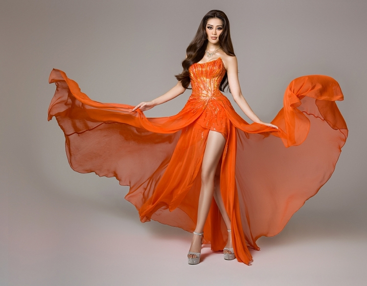 Ngắm cận cảnh trang phục dạ hội của Hoa hậu Khánh Vân tại bán kết 'Miss Universe'