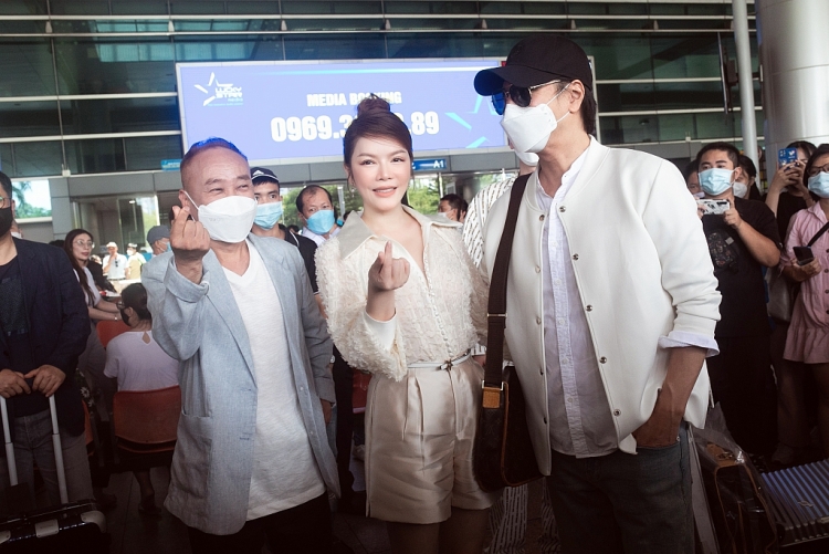 Ngôi sao 'Giày thủy tinh' sang Việt Nam dự sự kiện công chiếu phim 'Kẻ thứ ba'