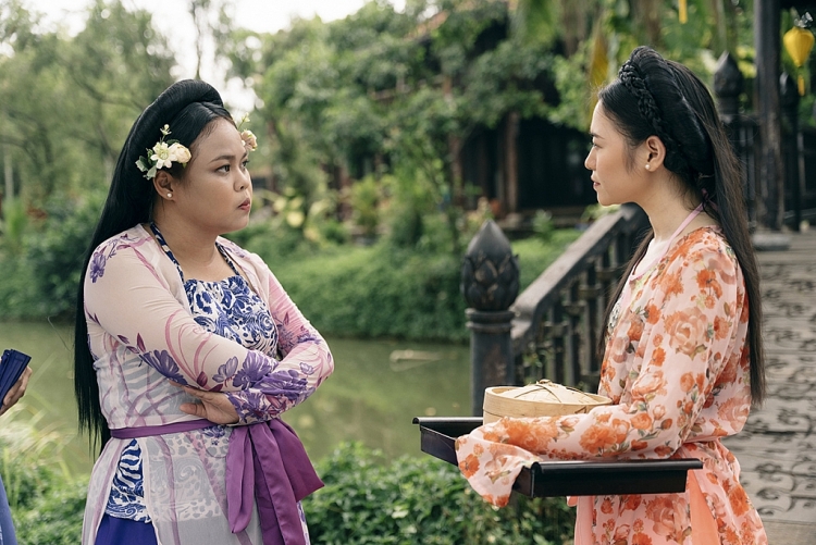 Fan phấn khích khi 'Hoàng hậu họ Huỳnh' quá giống 'Như ý truyện' phiên bản hài