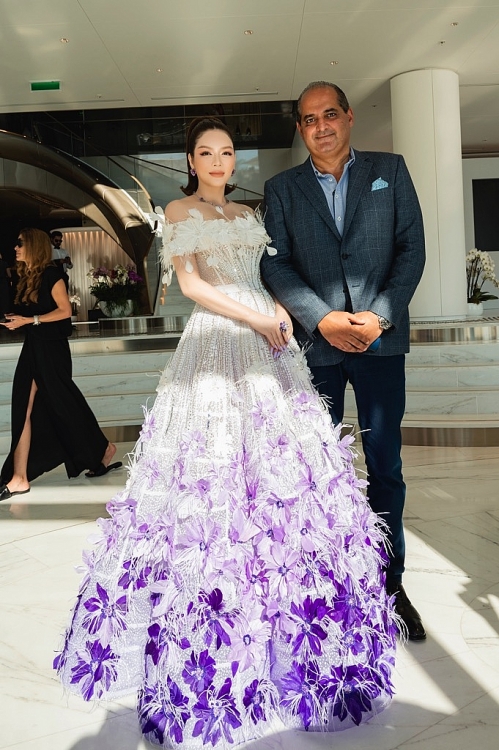 Lý Nhã Kỳ khoe nhan sắc không tuổi trên thảm đỏ Cannes