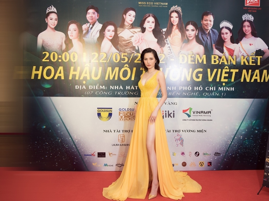 Hoa hậu Diệu Linh diện đầm vàng rực rỡ, chấm bán kết 'Miss Eco Vietnam 2022'