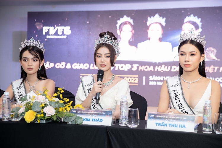 Tân Hoa hậu Lý Kim Thảo lên tiếng về tin đồn mua giải 'Hoa hậu du lịch Việt Nam toàn cầu'