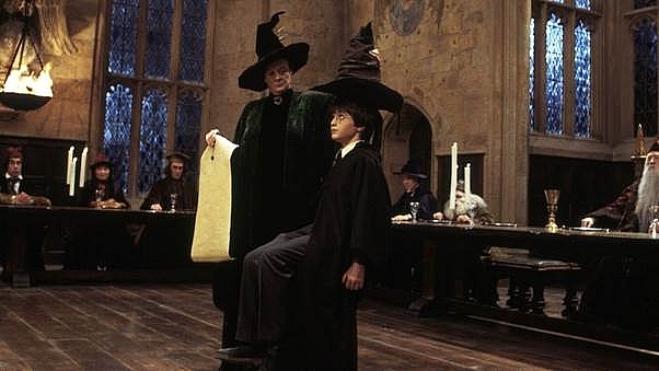 Giải mã sức hút thương hiệu 'Harry Potter' qua 2 thập kỷ: Vượt khỏi khuôn khổ dành cho thiếu nhi, kiến tạo văn hóa hâm mộ mới