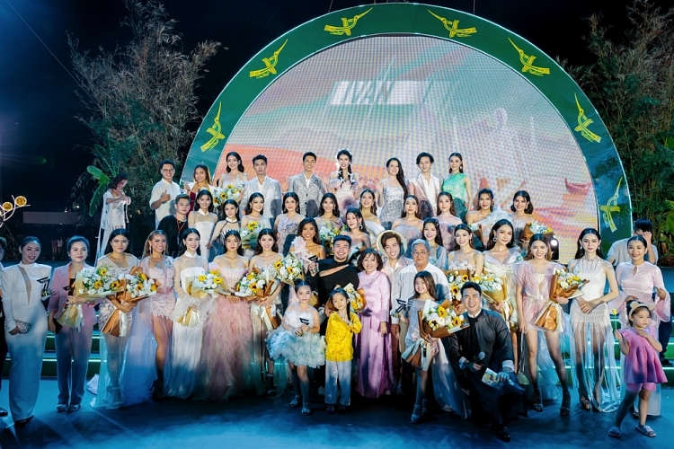 Ivan Trần tổ chức show 'IVAN 7' hoành tráng kỷ niệm 10 năm làm nghề