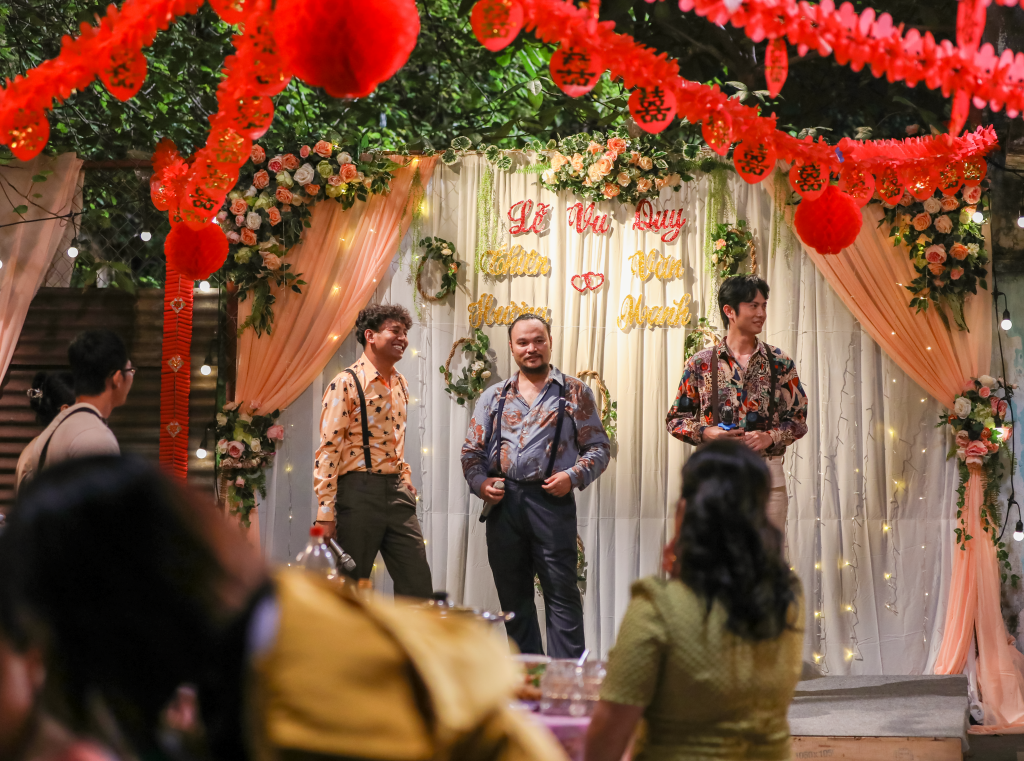 'Con Nhót mót chồng': Bộ ba Huỳnh Phương - Vinh Râu - Thái Vũ công bố 'rapname' mới trong MV OST 'Con bạn lấy chồng'