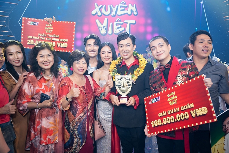 Diễn viên Năm Chà: Cầm dù, bưng nước, giữ xe, chạy vặt đoàn phim… làm nghề gì tôi cũng thấy vui!