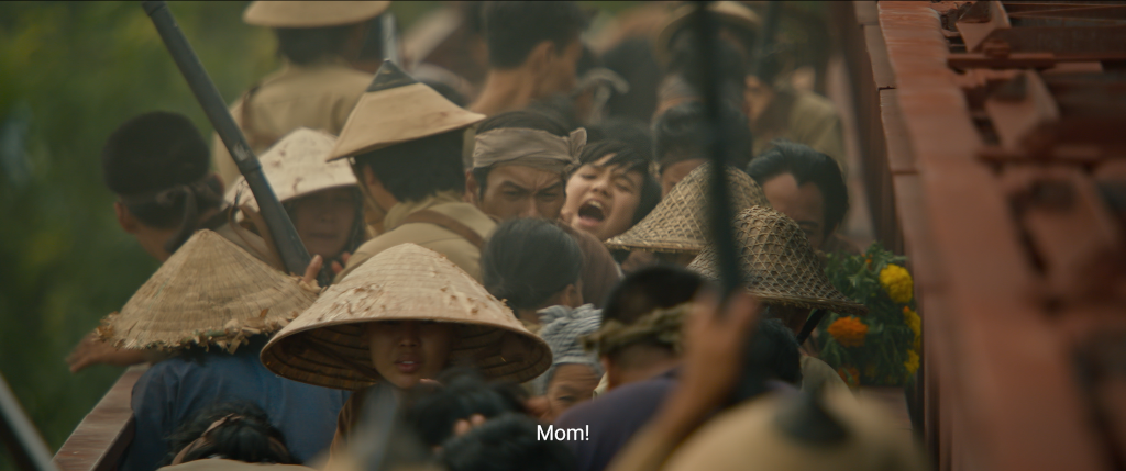Hồng Ánh ôm chặt con trong first look poster của phim điện ảnh 'Đất rừng phương Nam'