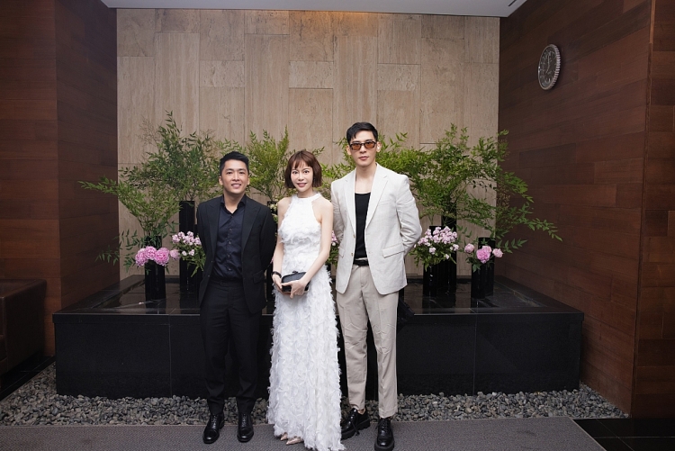 Hoa hậu Hải Dương hội ngộ sao Hàn Hyun Bin tại Seoul