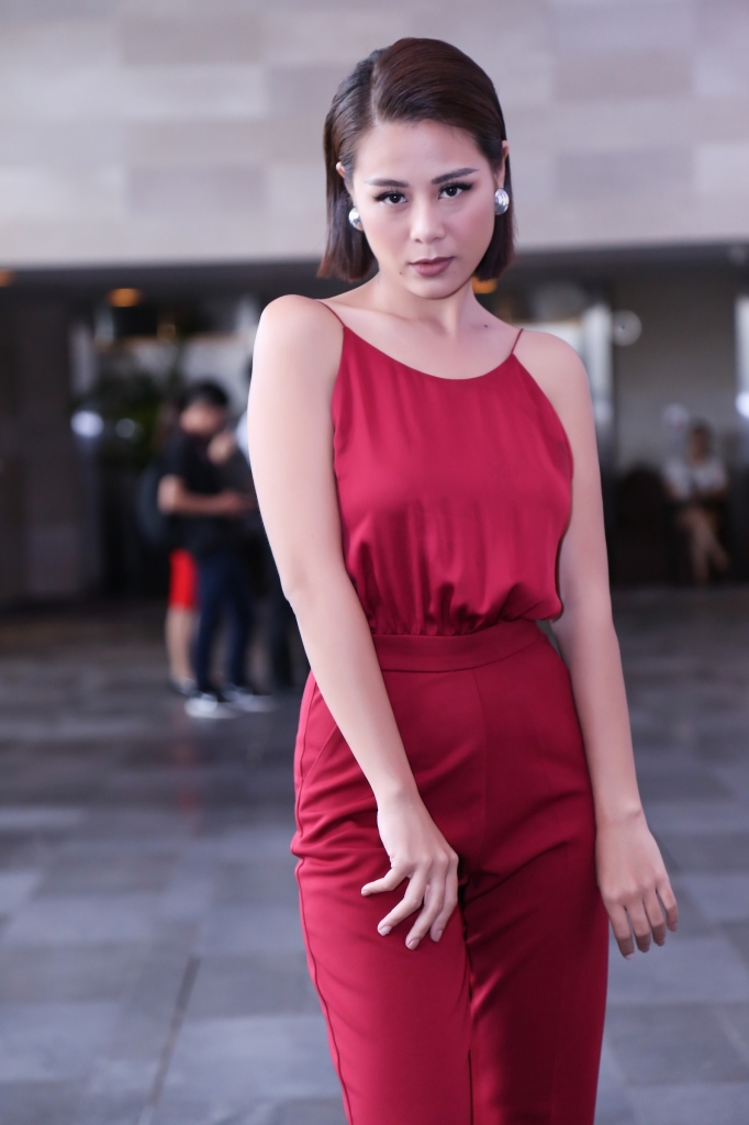 khi kieu nu lang hai nam thu lam giam khao mot cuoc thi nhan sac